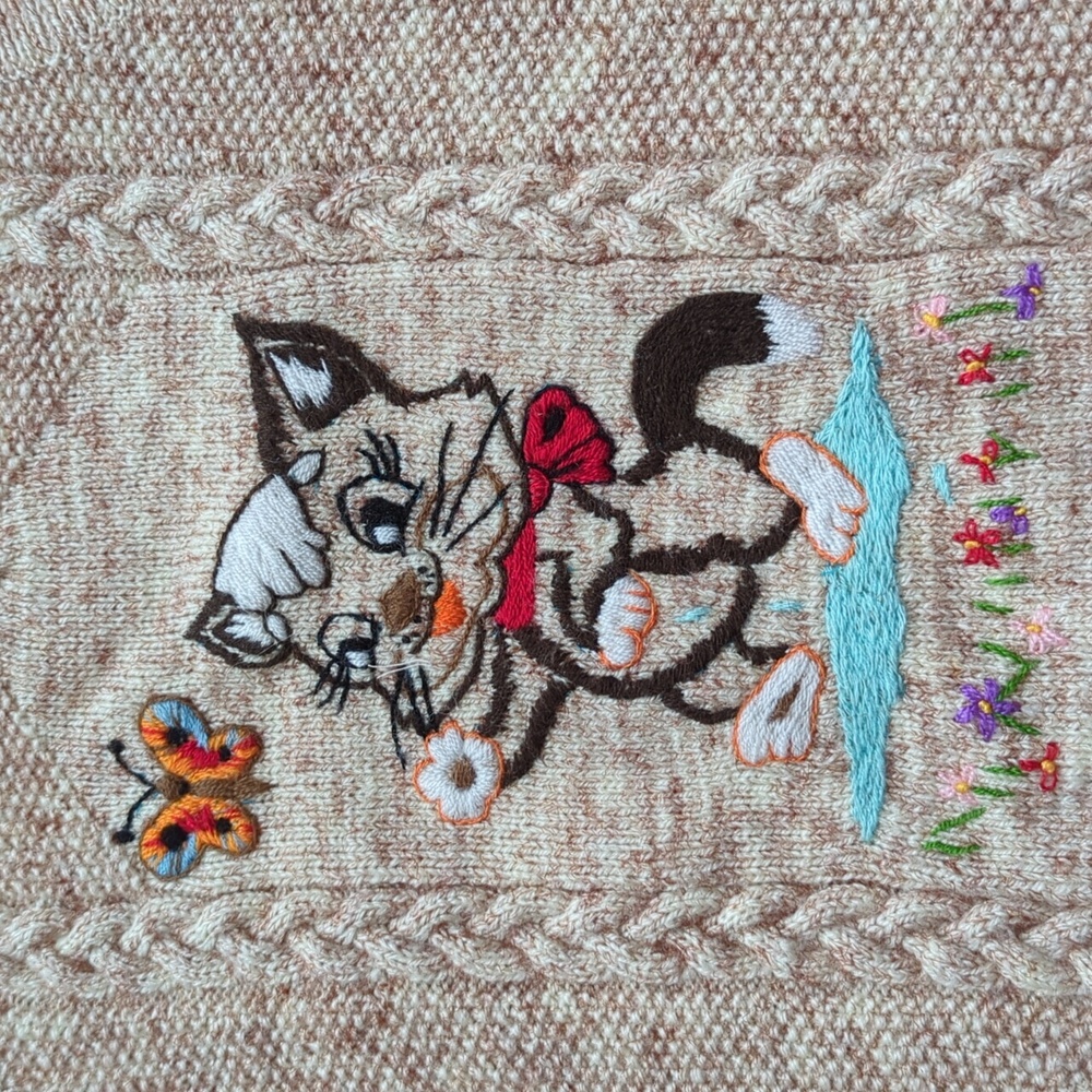 Kids Handknitted Hand embroidered Cat/Cow Sweater Vest - Tan - Picture 2 of 6
